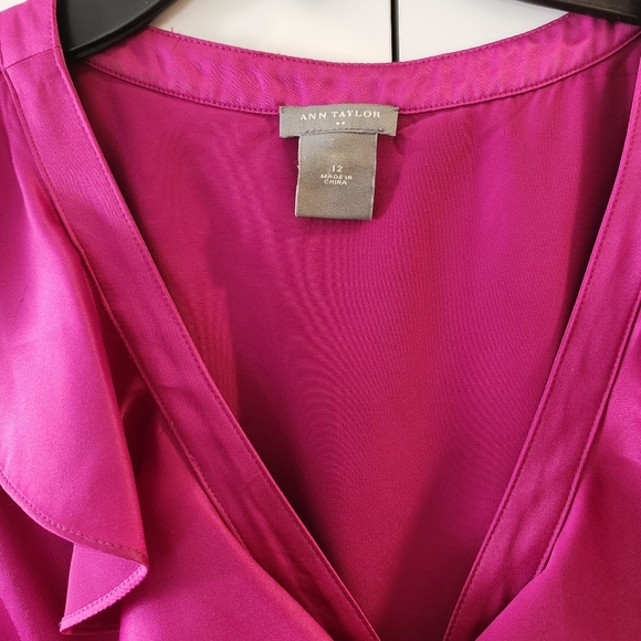 Ann Taylor Size 12. Polyester. Fuchsia. Beautiful Design and color. Gently used. - Picture 6 of 12